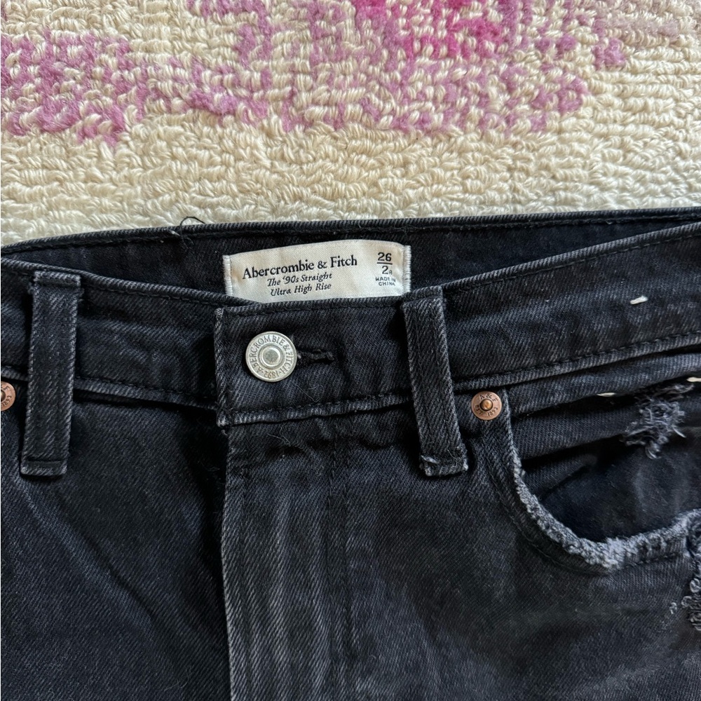Abercrombie 90’s straight ultra high rise jeans